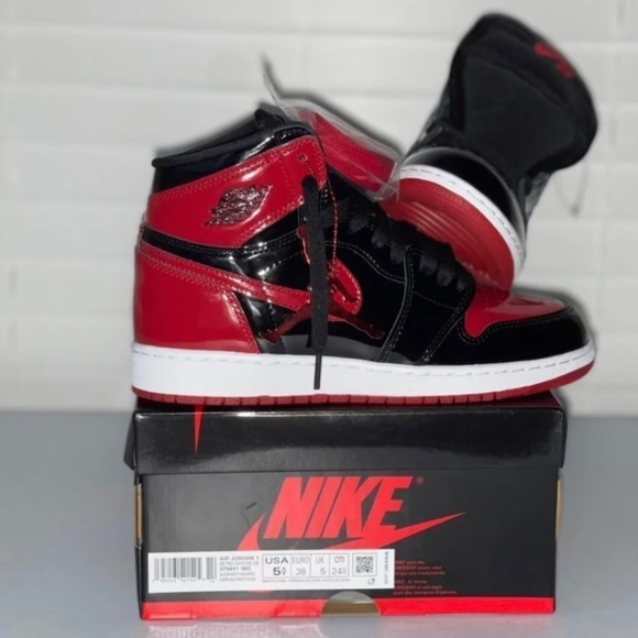 Jordan Patent Bred 1 main image 4
